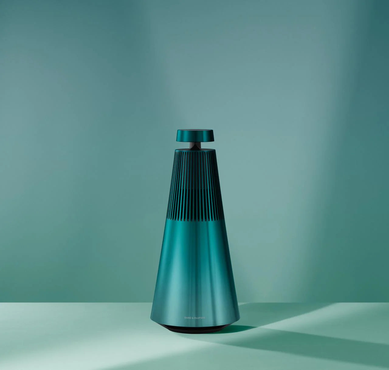 Bang & Olufsen Beosound 2 3.Nesil - Kuzey Gökyüzü Turkuazı (Atelier Sınırlı Üretim) - Aktif Hoparlör