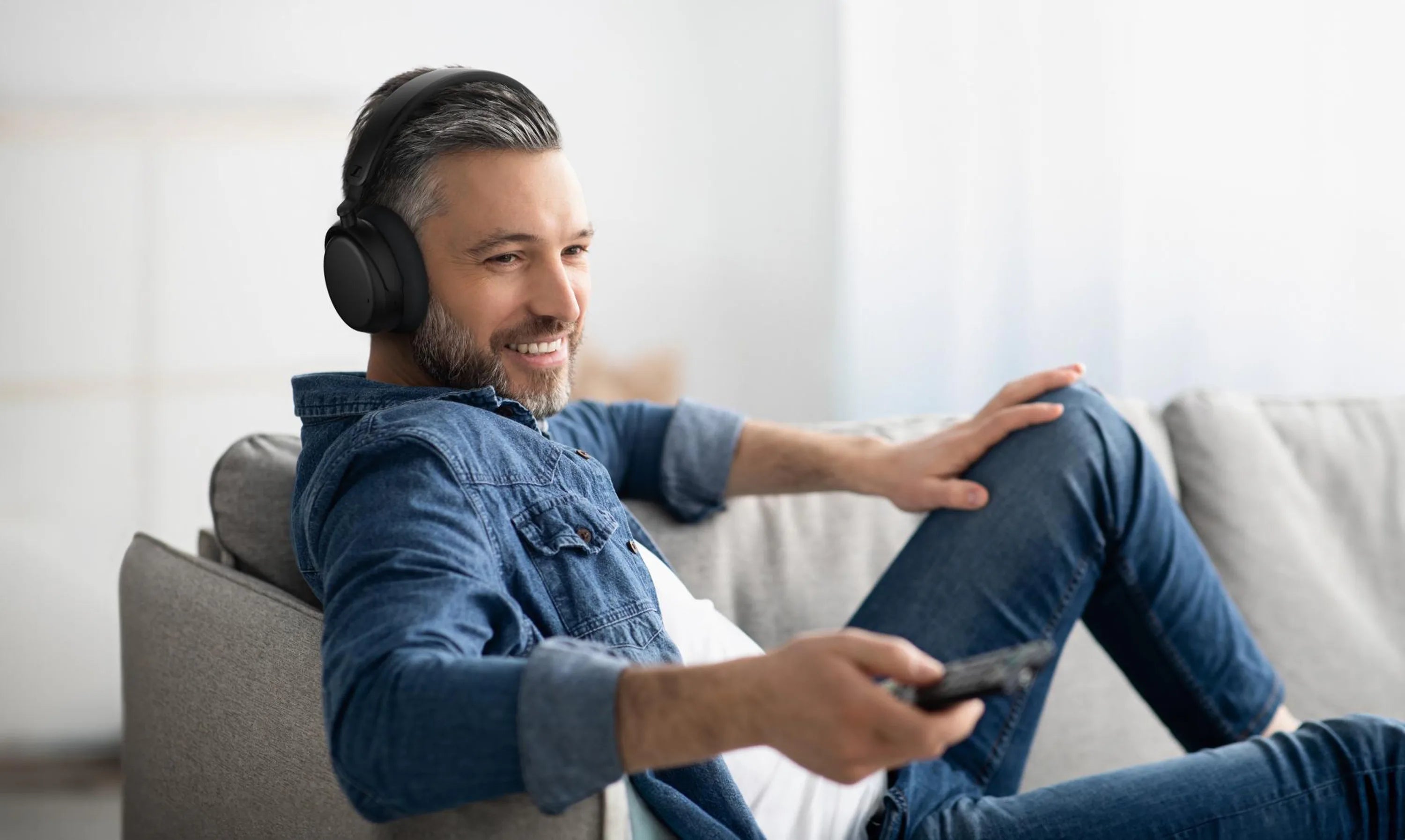Sennheiser RS 255 Kulak Üstü TV Kulaklığı