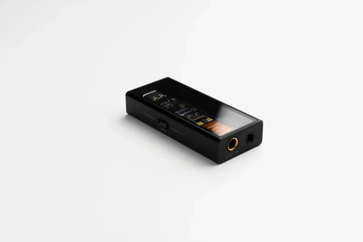 Questyle M15i Taşınabilir DAC Kulaklık Amplifikatörü - (Kutu Hasarlı) - Amplifikatör