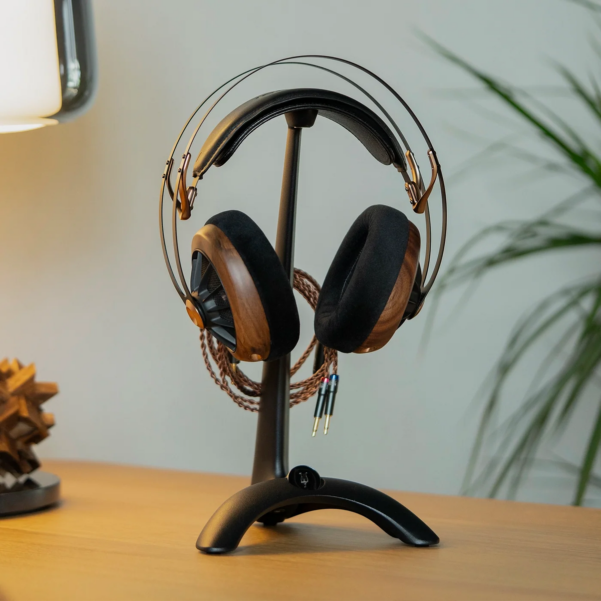 Meze Audio MANTA Kulaklık Standı