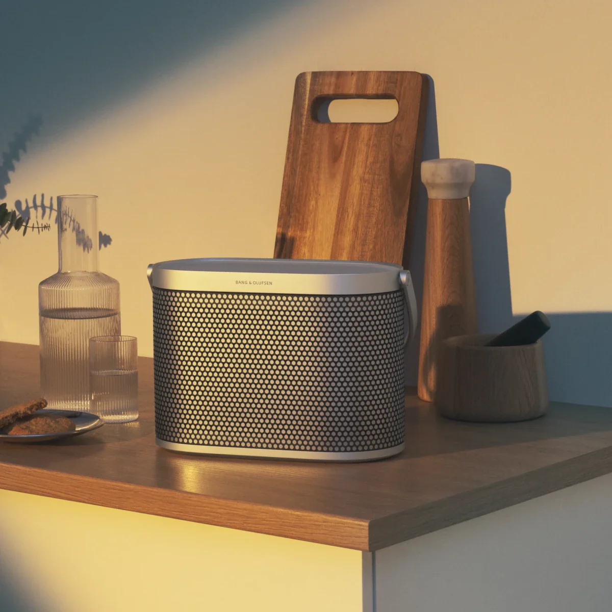 Bang & Olufsen Beosound A5 Taşınabilir Kablosuz Hoparlör - Aktif Hoparlör