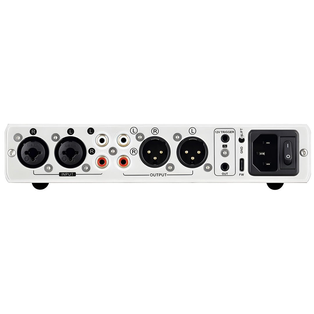 L70 Balanced NFCA Headphone Amplifier / Preamplifier | Silver