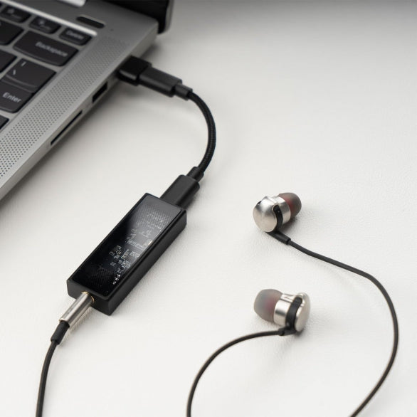 Questyle M12i Taşınabilir DAC & Kulaklık Amfisi (USB Dongle Amfi/DAC)