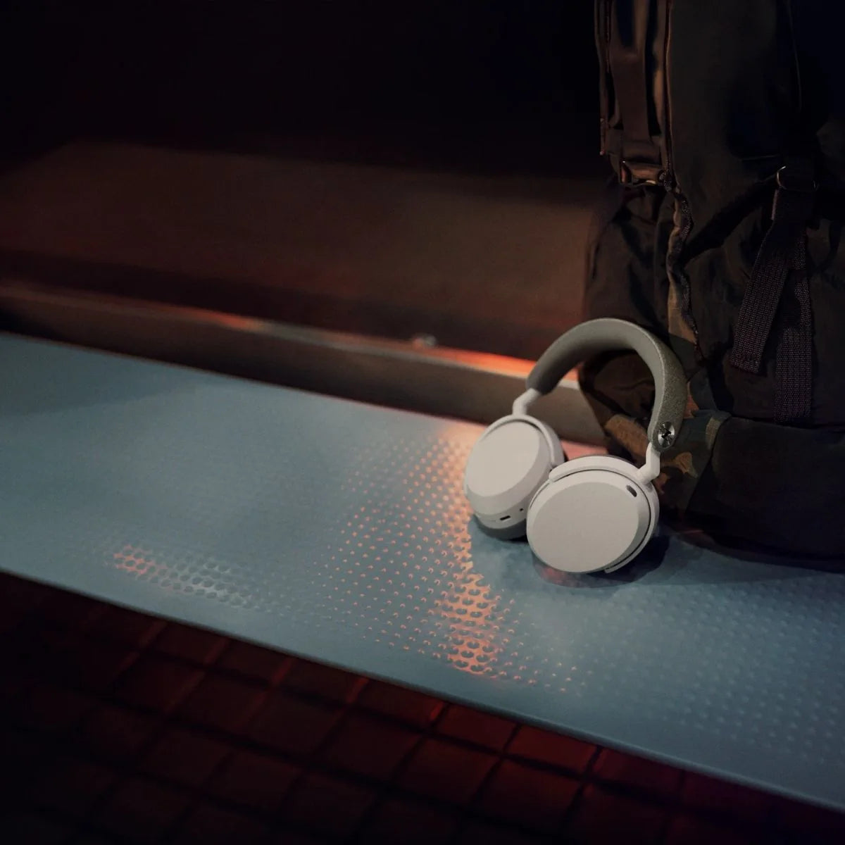 Sennheiser Momentum 5 Wireless Kulak Üstü Kulaklık - Kulak Üstü Kulaklık
